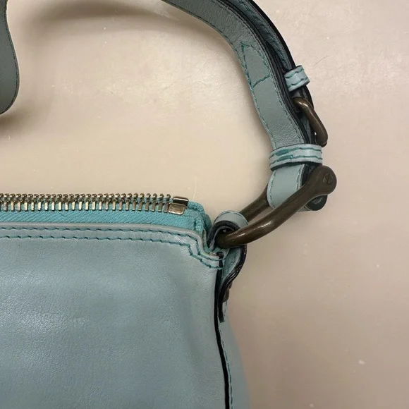 Marc Jacobs Leather Shoulder Bag - Picture 4 of 7